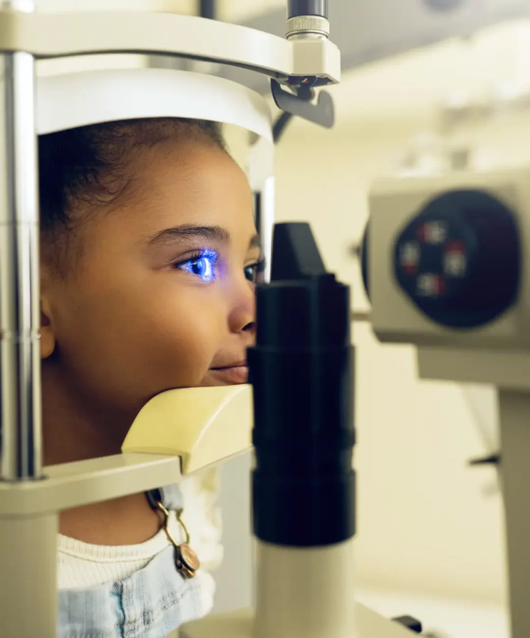 child-eye-exam-optometry-medical-vision-healthcare-consultation-glaucoma-check-young-client-girl-kid-with-laser-technology-blue-light-machine-scanning-ophthalmology-test